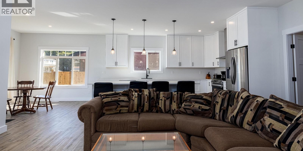 4946 TWEDLE AVENUE Terrace Photo 7 4946 TWEDLE AVENUE Terrace Photo 7